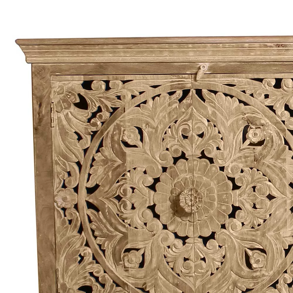 180x90x45 4-türiges Sideboard im Ethno Stil - Runiasa 180x90x45 4-türiges Sideboard Im Ethno Stil - Runiasa -Landuva Shop 180x90x45 4 tueriges sideboard im ethno stil aus white wash holz mit schnitzerei runiasa 04