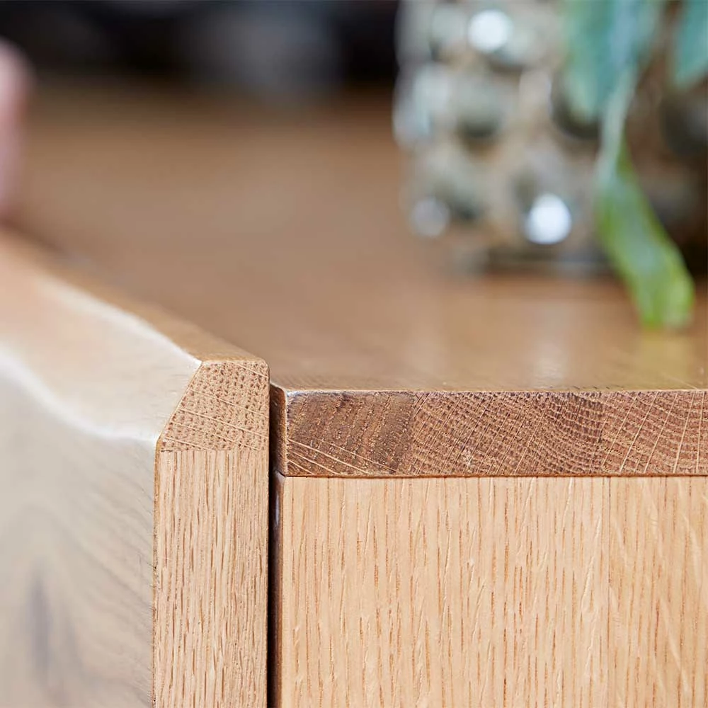 200x73x47 cm Sideboard mit vier Türen - Duravai 200x73x47 Cm Sideboard Mit Vier Türen - Duravai -Landuva Shop 200x73x47 cm sideboard mit vier tueren in wildeiche furnier schwarz duravai 02